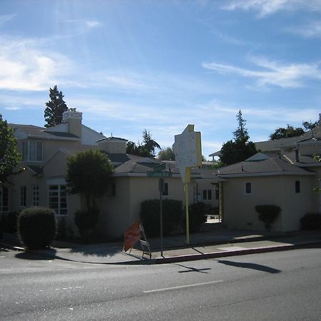 Stanford Inn مينلو بارك المظهر الخارجي الصورة