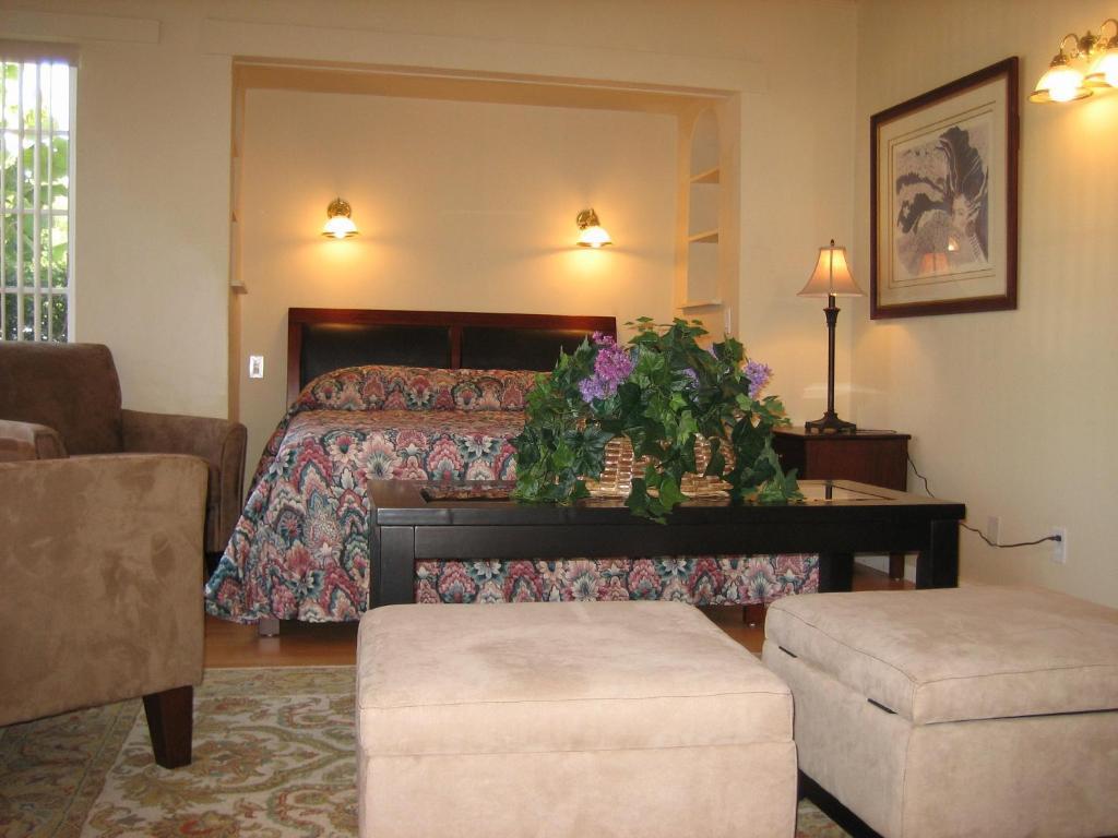 Stanford Inn مينلو بارك الغرفة الصورة
